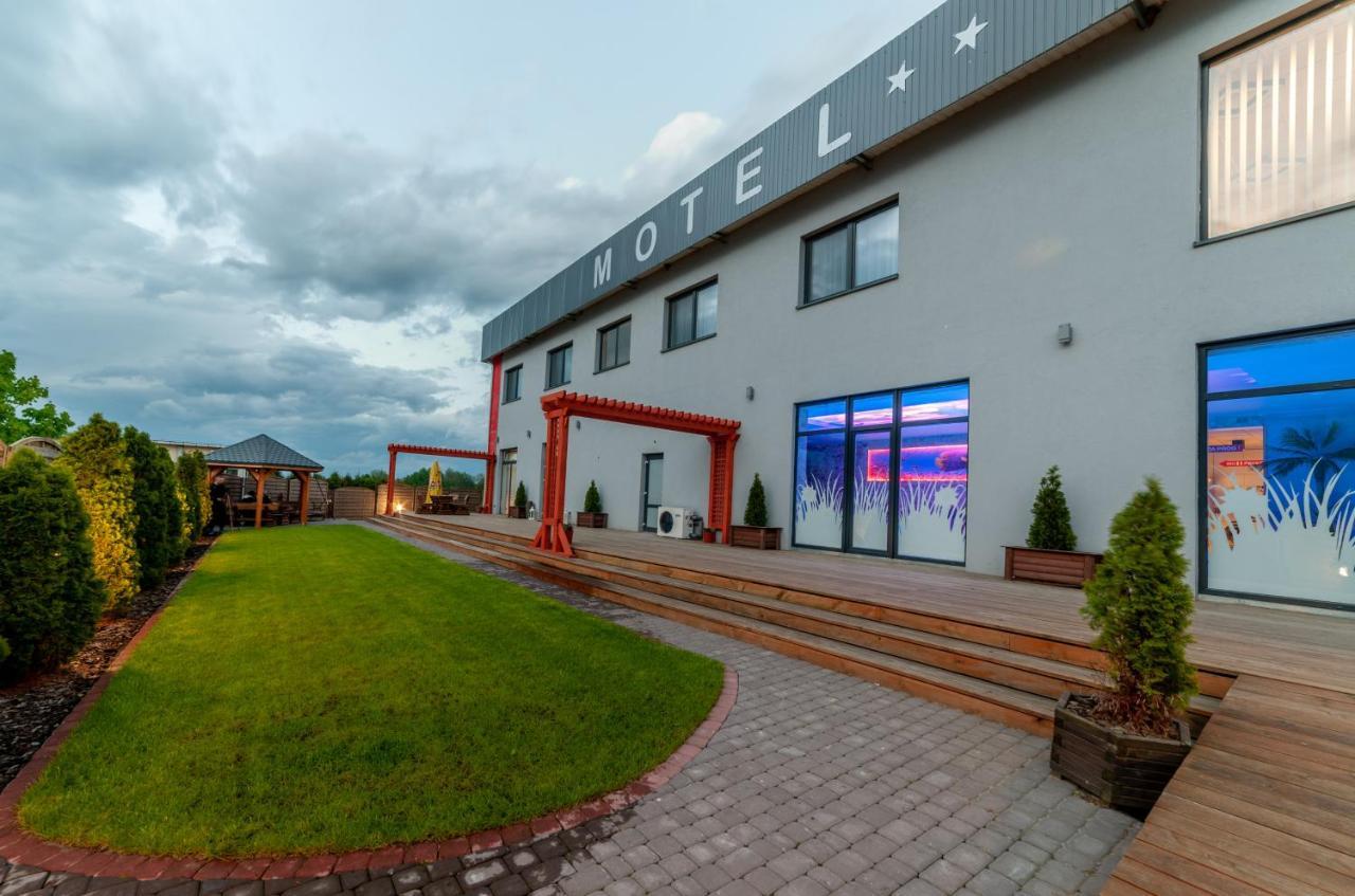 Motel S5 Zbrachlin Extérieur photo