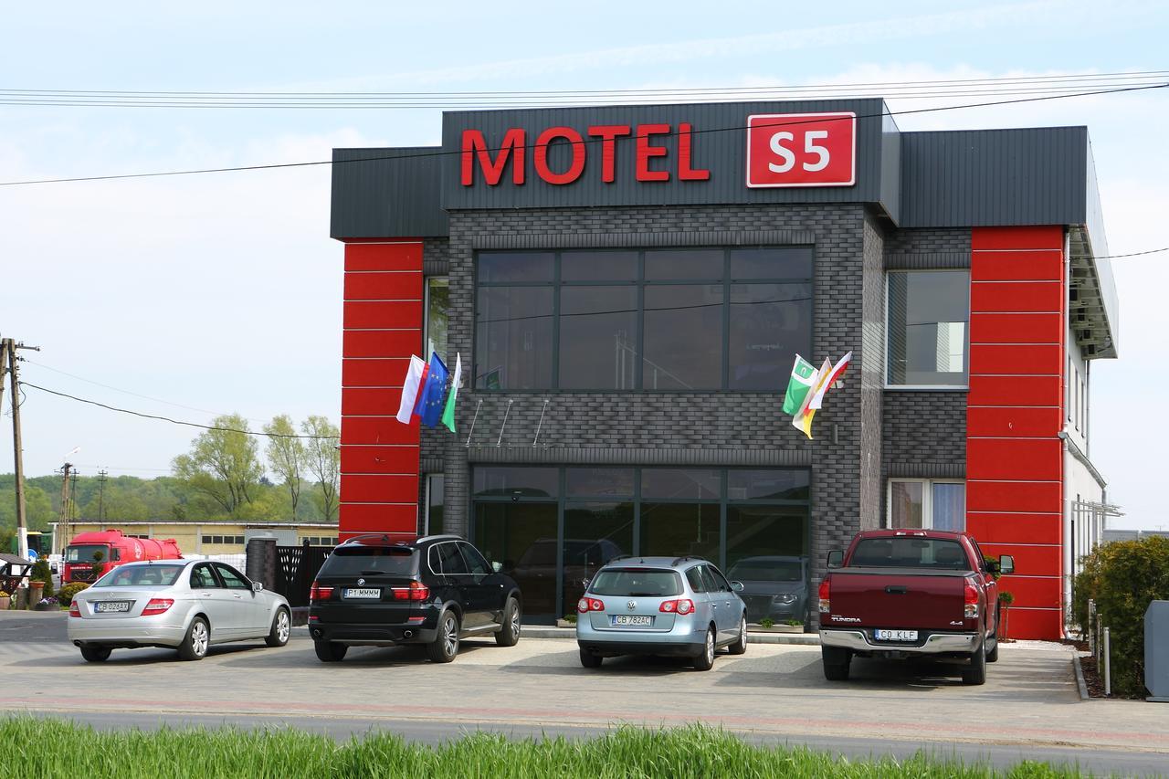 Motel S5 Zbrachlin Extérieur photo