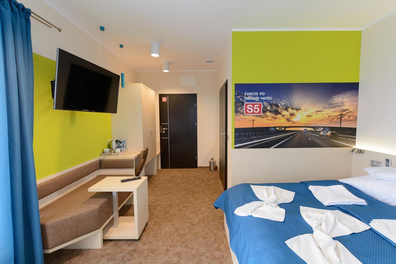 Motel S5 Zbrachlin Extérieur photo