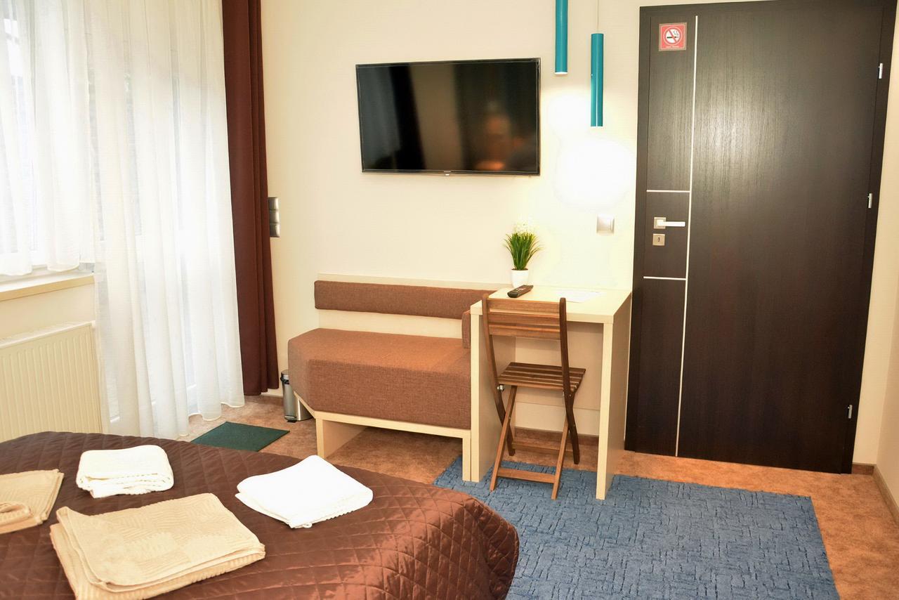 Motel S5 Zbrachlin Extérieur photo